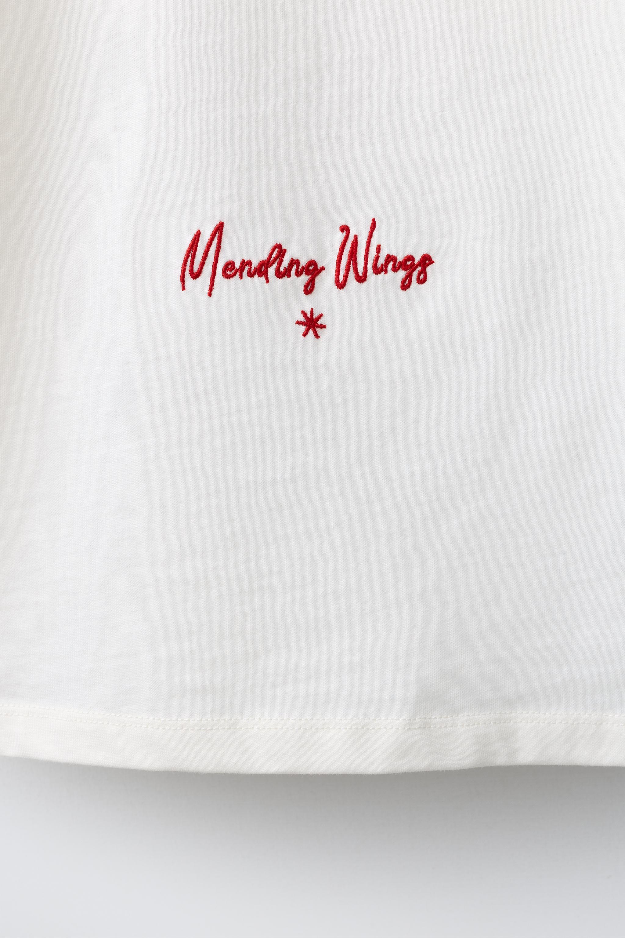EMBROIDERED PATCH T-SHIRT
